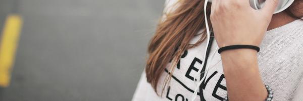 Jovens com idade entre 11 e 12 anos devem tomar a vacina contra meningite ACWY