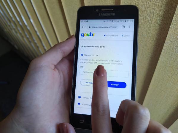 Serviços remotos permitem a consulta de vagas e entrada ao seguro-desemprego