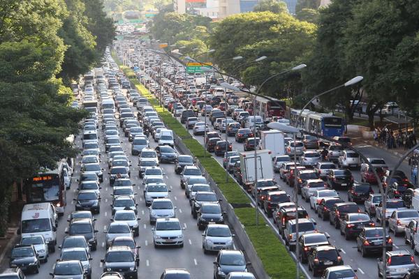 Nova lei de trânsito entra em vigor nesta segunda-feira