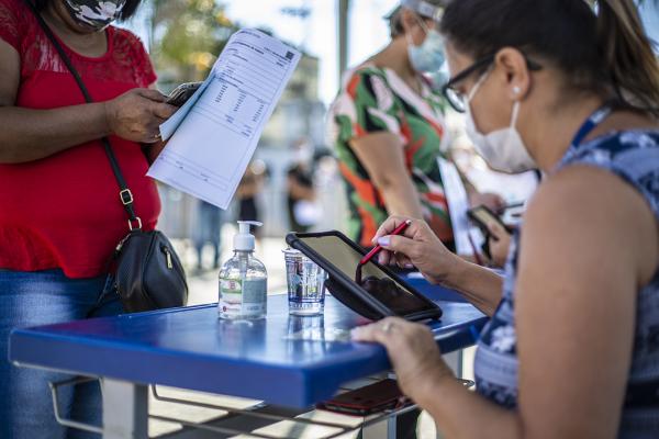 Quarta-feira (14) segue a vacinação contra Covid-19 para Trabalhadores da Educação 47+