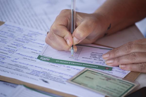 Quase mil pessoas não compareceram para tomar a 2ª dose da vacina contra a Covid-19 em Cotia, alerta Saúde