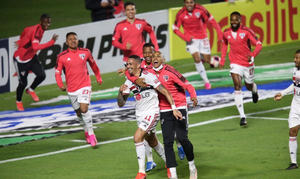 Após título estadual, São Paulo quer ser 1º do Grupo E da Libertadores