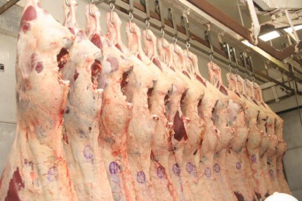China volta a importar carne brasileira