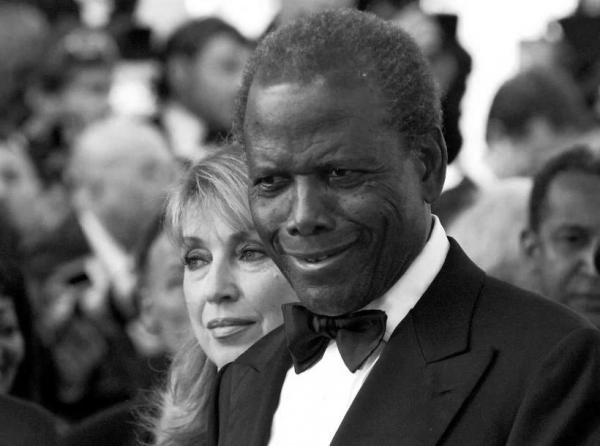 Ator Sidney Poitier morre aos 94 anos
