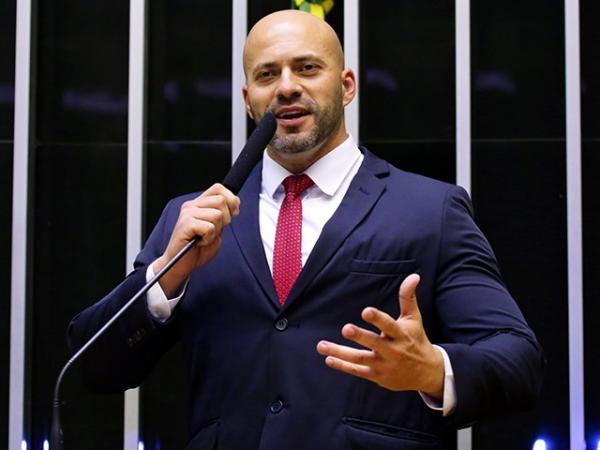 STF condena Daniel Silveira a 8 anos e 9 meses de prisão