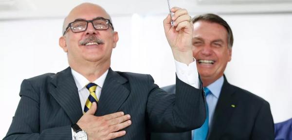 Preso, Milton Ribeiro disse que cumpria ordens de Bolsonaro em depoimento à PF em março deste ano