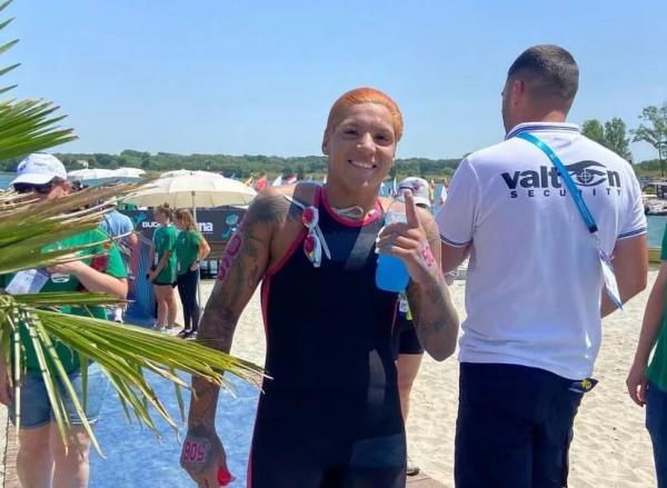 Ana Marcela Cunha é pentacampeã mundial dos 25km na maratona aquática
