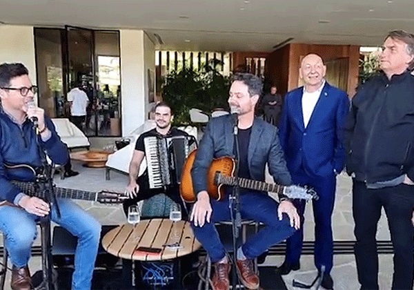 Mateus e Cristiano, sertanejos do jingle de Bolsonaro, captaram R$ 1,9 milhão via Rouanet