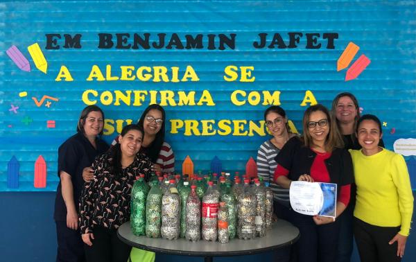 E.M Eng. Eduardo Benjamin Jafet mobiliza comunidade escolar na campanha Lacre Solidário