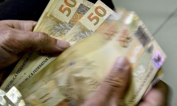 Caixa informa que R$ 25 bilhões do PIS/Pasep ainda não foram retirados por trabalhadores