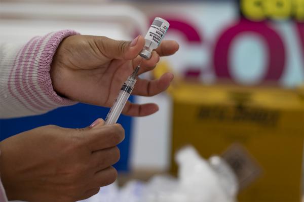 Cotia amplia 2ª dose adicional da vacinação contra covid para todas pessoas com 38+