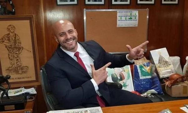 TRE-RJ pune candidato ao Senado Daniel Silveira