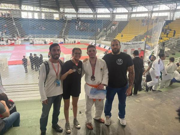 Judocas de Cotia se classificam para a fase final do Campeonato Paulista