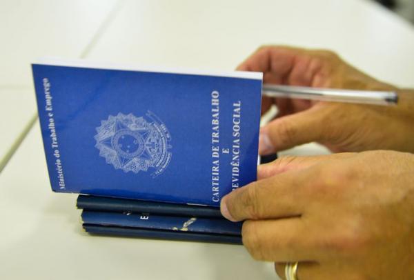 PAT divulga 60 vagas de auxiliar de apoio logístico em Cotia
