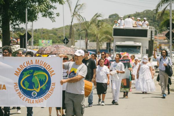 Programação especial marcou a Caminhada pela Cultura de Paz e a Consciência Negra 