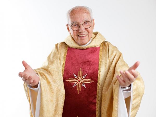 Morre fundador da comunidade católica Canção Nova