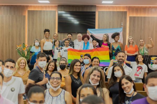 Cotia realizou o 1º Encontro de Visibilidade Trans, Gênero, Diversidade e Políticas Públicas
