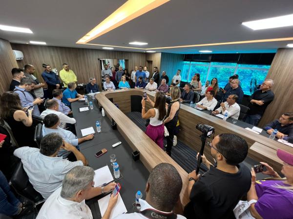 Cotia sedia encontro de Ministro Padilha com prefeitos da região do Cioeste e Conisud