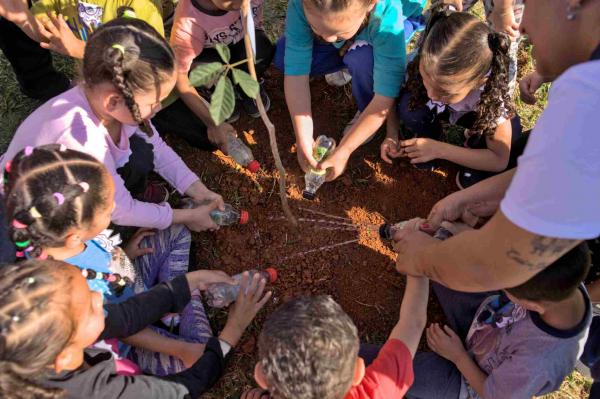 Recuperação de mata ciliar e ações educativas marcaram o Circuito Ambiental