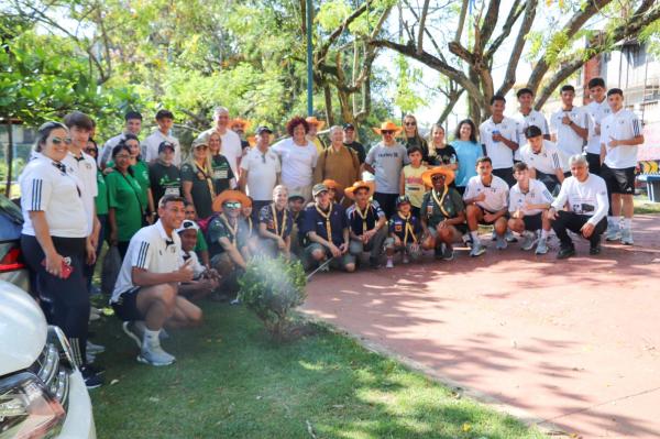 Participantes do 2º Plogging de Cotia retiram 130 kg de resíduos do meio ambiente