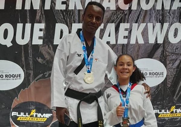 Atleta de Cotia conquista título internacional de Taekwondo 