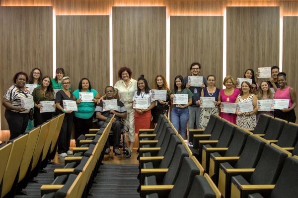 Novos integrantes do Conselho de Defesa dos Direitos da Pessoa com Deficiência tomaram posse em Cotia