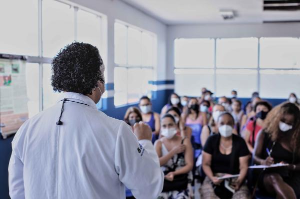 ‘Laço Lilás’: sábado, dia 23, UBSs terão Dia D de combate ao câncer de colo de útero