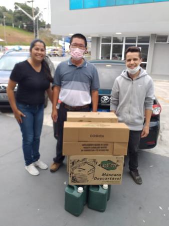 Secretaria de Saúde recebe a doação de máscaras, luvas e álcool gel