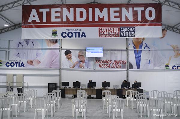 Novo Centro de Combate e Referência ao Coronavírus é a porta de entrada para pacientes da região central de Cotia