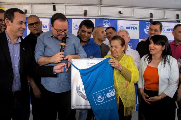 Prefeitura entrega Agência de Correios Comunitária em Caucaia do Alto