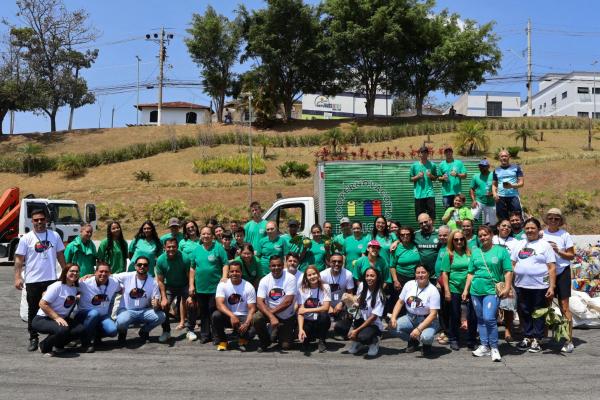Cotia coleta mais de uma tonelada de resíduos recicláveis no ‘Dia Mundial da Limpeza’