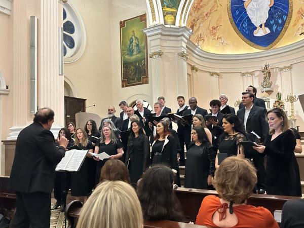 “Canta Cotia”: Teatro Municipal recebe encontro de Corais