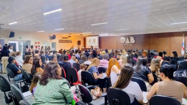 Cotia marca 20 anos da Lei Maria da Penha com informação, prevenção e proteção