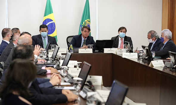 Governadores apoiam veto a reajustes de salário para servidores