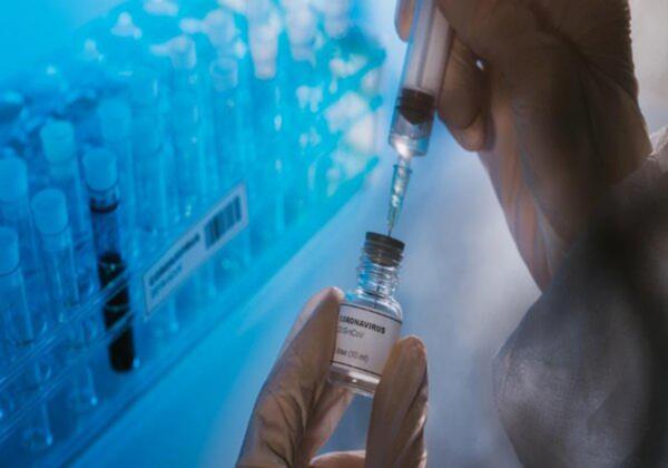 Governo Federal prepara MP para viabilizar 100 milhões de doses da vacina de Oxford
