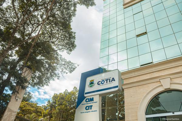Prefeitura de Cotia transfere ponto facultativo do dia 20 para o dia 18