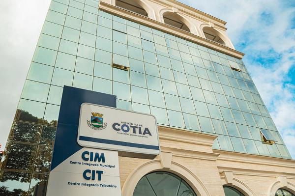 Prefeitura segue negociação de tributos atrasados. Anistia de juros pode chegar a 95%